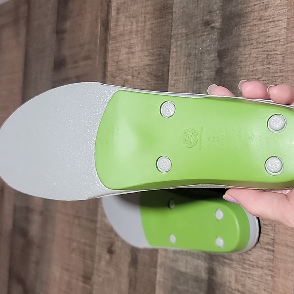 NWOB SUPERfeet Women's Green Insoles Arch Support - Picture 5 of 8